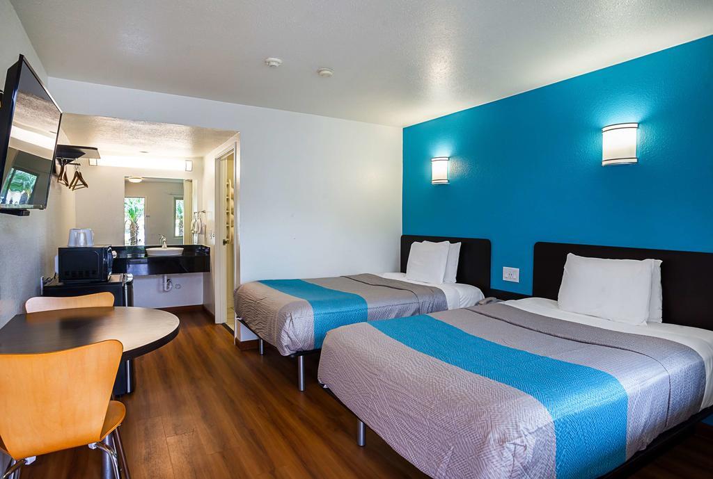Motel 6-Ventura, Ca - Downtown Kültér fotó