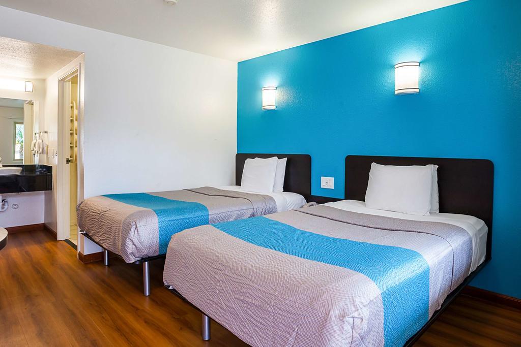Motel 6-Ventura, Ca - Downtown Kültér fotó