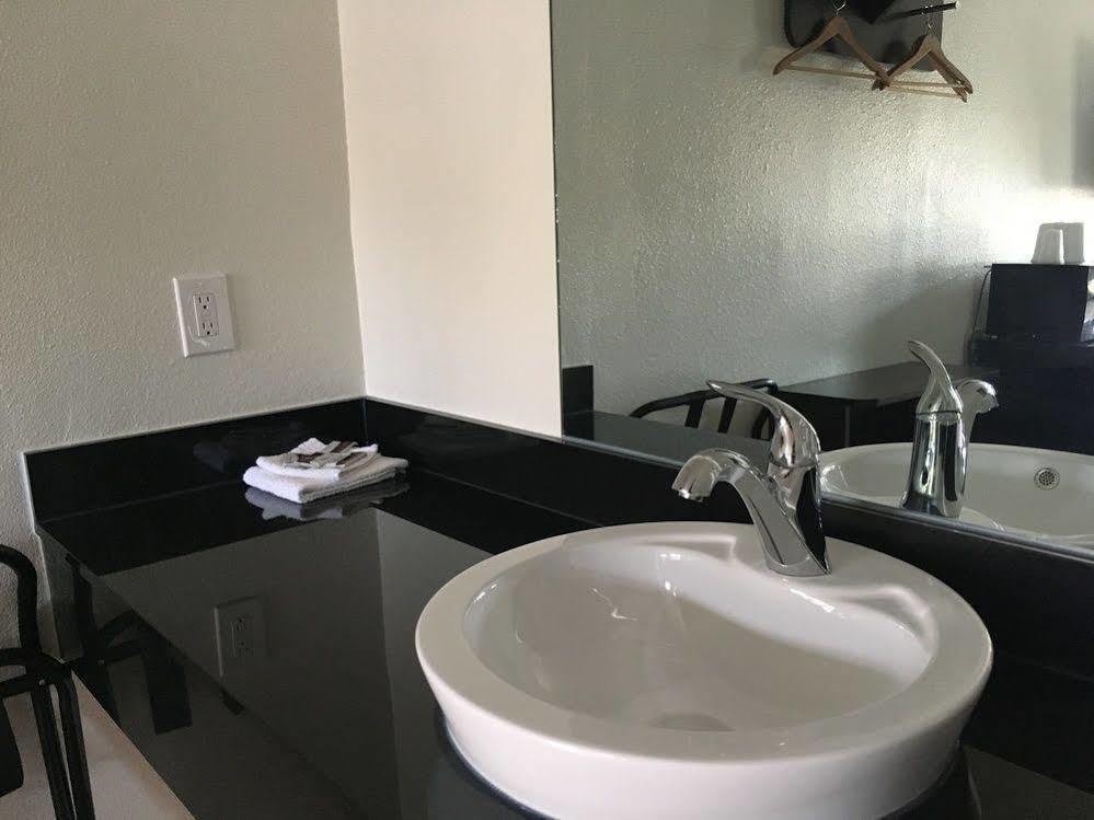 Motel 6-Ventura, Ca - Downtown Kültér fotó