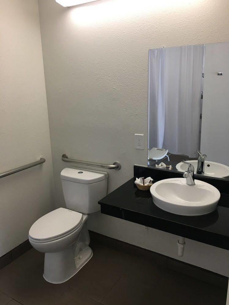 Motel 6-Ventura, Ca - Downtown Kültér fotó