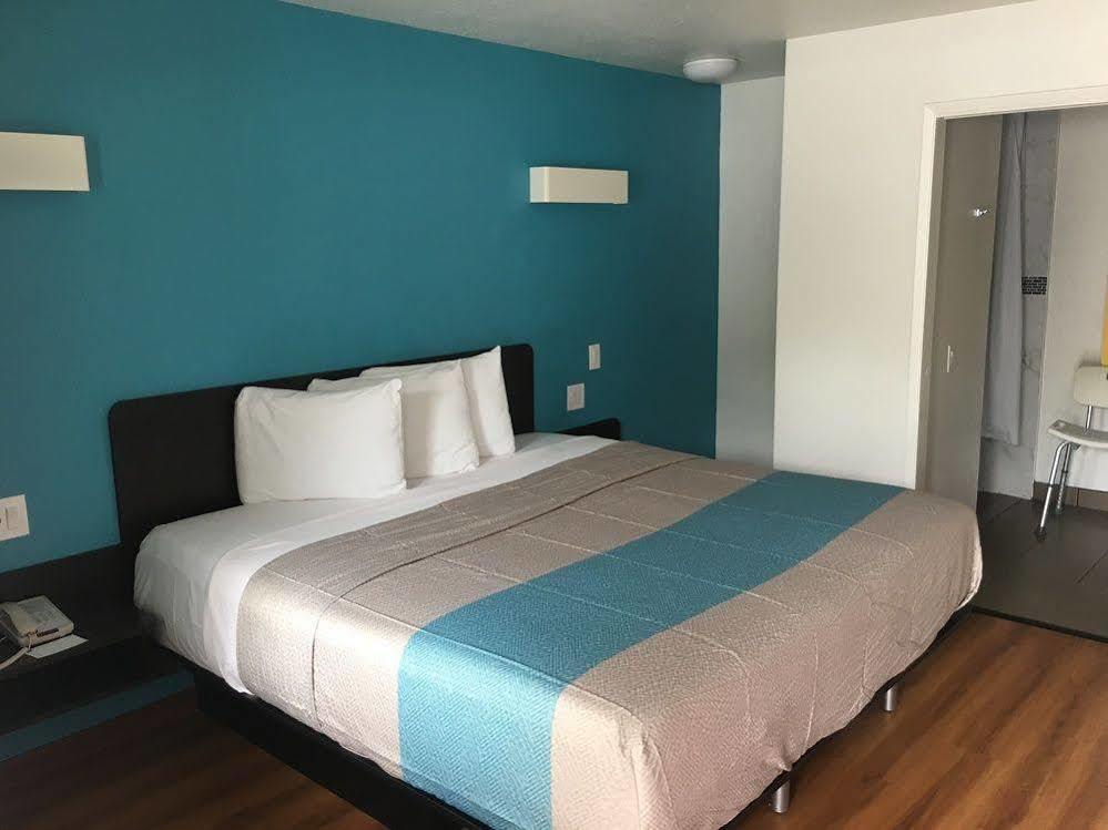 Motel 6-Ventura, Ca - Downtown Kültér fotó