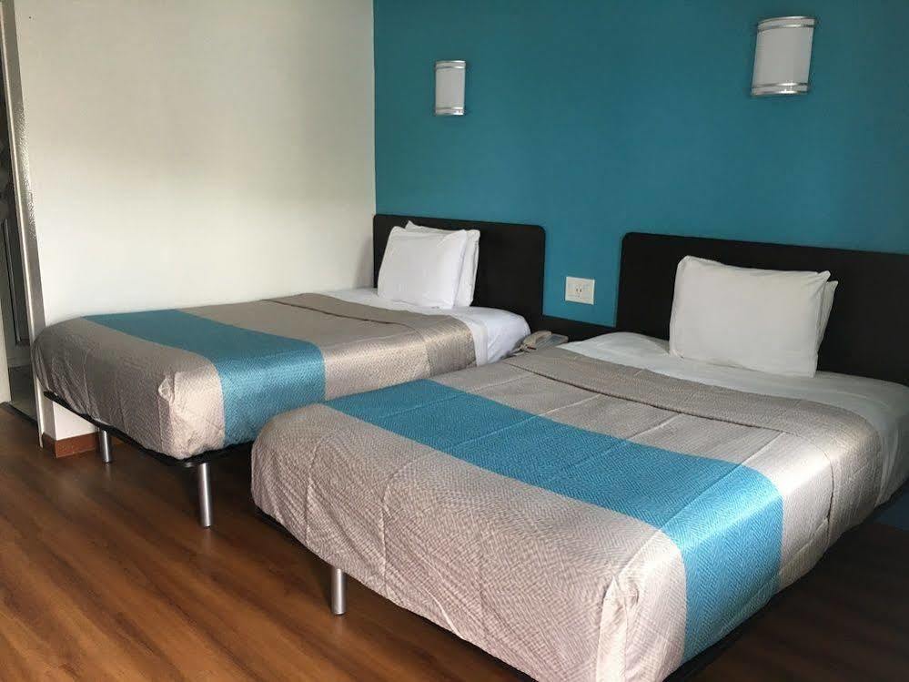 Motel 6-Ventura, Ca - Downtown Kültér fotó